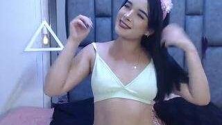 Amy-Ruiz nude on live sex chat