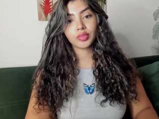 Cattleya nude on live sex chat