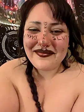 Cutegothcrybabyx naked strip on webcam for live sex chat