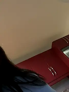 FrenchBeauy naked strip on webcam for live sex chat