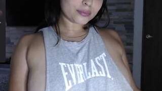 Inocente_kitty nude on live sex chat