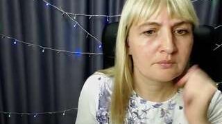 MilanaCraids nude on live sex chat
