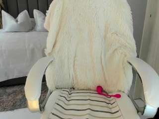 Natalieclark nude on live sex chat