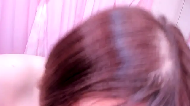 p_YUN_q naked strip on webcam for live sex chat