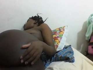 Azucarah nude on live sex chat