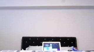 Baddie_kiki nude on live sex chat