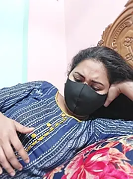 Dipa-Rani naked strip on webcam for live sex chat