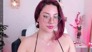 Foxy-cute nude on live sex chat
