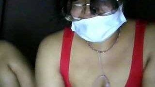 Gaming-Girlfriend nude on live sex chat