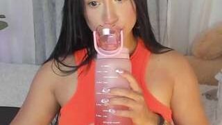 Hanna-1sweet nude on live sex chat