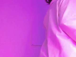 Kassandra-Hills nude on live sex chat