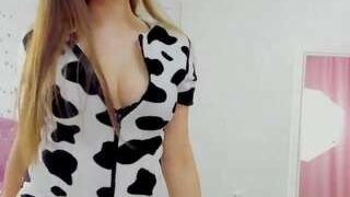 MaryMey nude on live sex chat