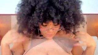 Moradaniels nude on live sex chat