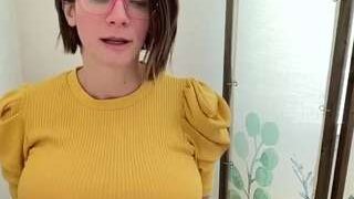 Naomi-Reah nude on live sex chat