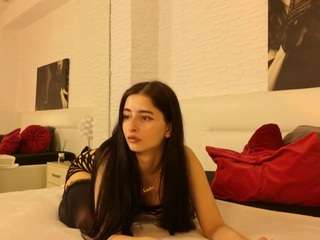 Nathalie nude on live sex chat