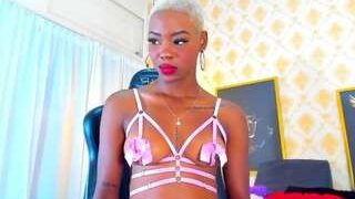 RenanataFisher nude on live sex chat
