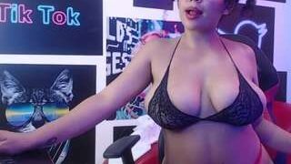 Shellfrey nude on live sex chat