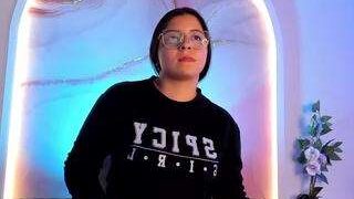 Sofii-Lopezz nude on live sex chat