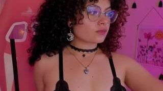 Susanbluee nude on live sex chat