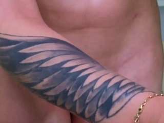 AllisonWane nude on live sex chat