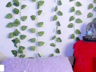 Amypond1 nude on live sex chat