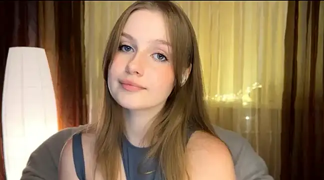 cute_siberian_girll_ naked strip on webcam for live sex chat