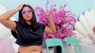 Deby-Flowers nude on live sex chat