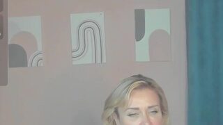 JenniferStonn nude on live sex chat