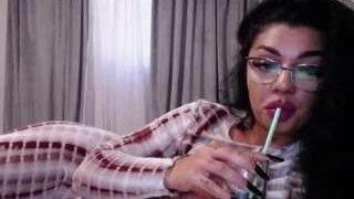 Jessebella nude on live sex chat