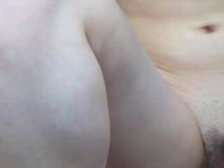 KateMills nude on live sex chat