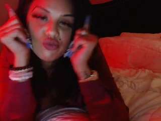 LadyParis nude on live sex chat