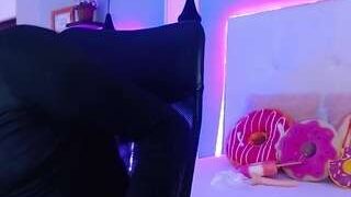 Lenna-redrose nude on live sex chat
