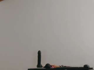 Lissa Santos nude on live sex chat