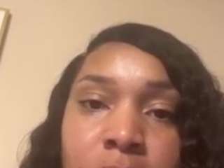Lovelyrae nude on live sex chat