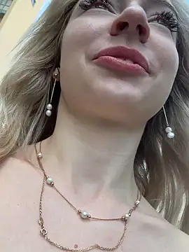 Melissa__mur naked strip on webcam for live sex chat
