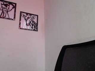 MerlyDG nude on live sex chat