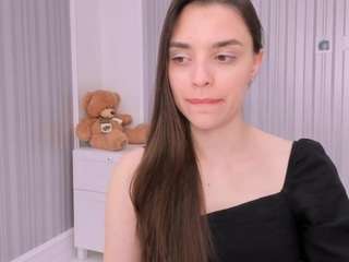Miss-Paulina nude on live sex chat