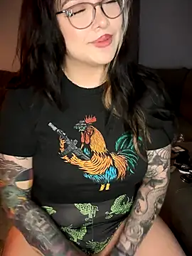 nativepumpkin95 naked strip on webcam for live sex chat