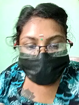 tamil-jaanu naked strip on webcam for live sex chat