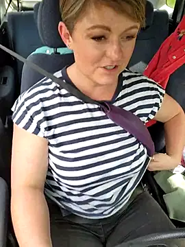 Tashkitty naked strip on webcam for live sex chat