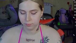Tiramisunny nude on live sex chat