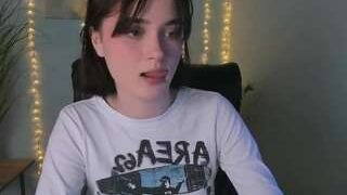 Vicky-lucky1 nude on live sex chat