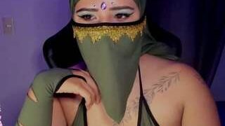 Zaihanaa nude on live sex chat