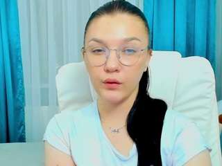 AdelliinaFleks nude on live sex chat