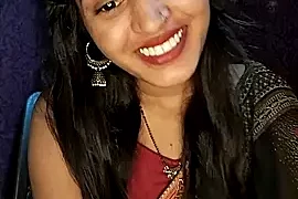 APKEDILKIQUEEN naked strip on webcam for live sex chat