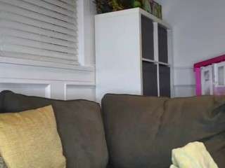 Avajames88 nude on live sex chat