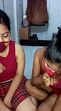 cutesoumi naked strip on webcam for live sex chat