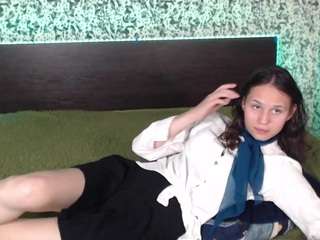 Diamond-Zara nude on live sex chat