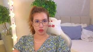 ElizabetRoberts nude on live sex chat