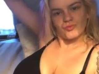 Illesttiffany nude on live sex chat